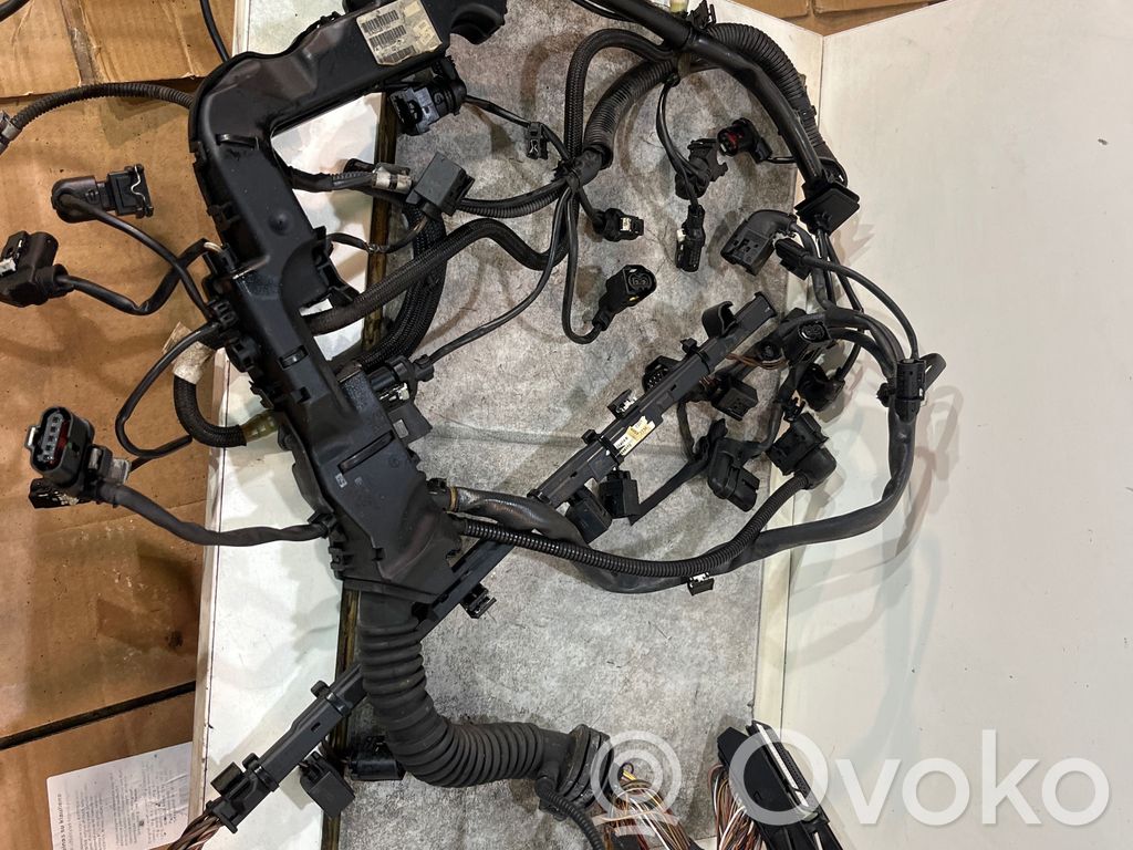 BMW 5 F10 F11 Wiązka przewodów silnika 