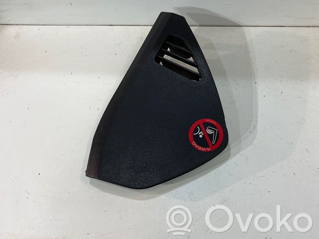 Mercedes-Benz E W211 Kita salono detalė 