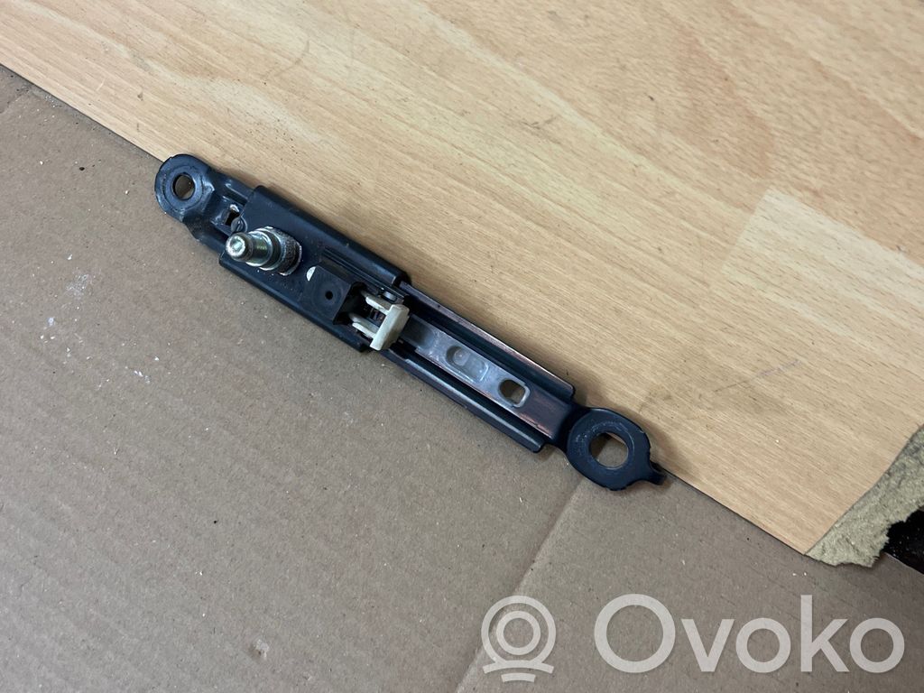 Toyota Corolla E140 E150 Turvavyön säätömoottori 