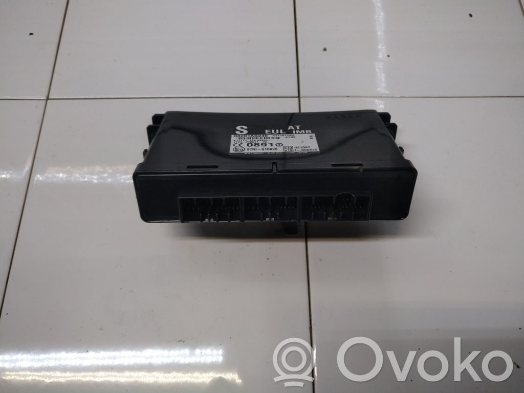 Immobilizer control unit/module   88281AG240,97RI010625