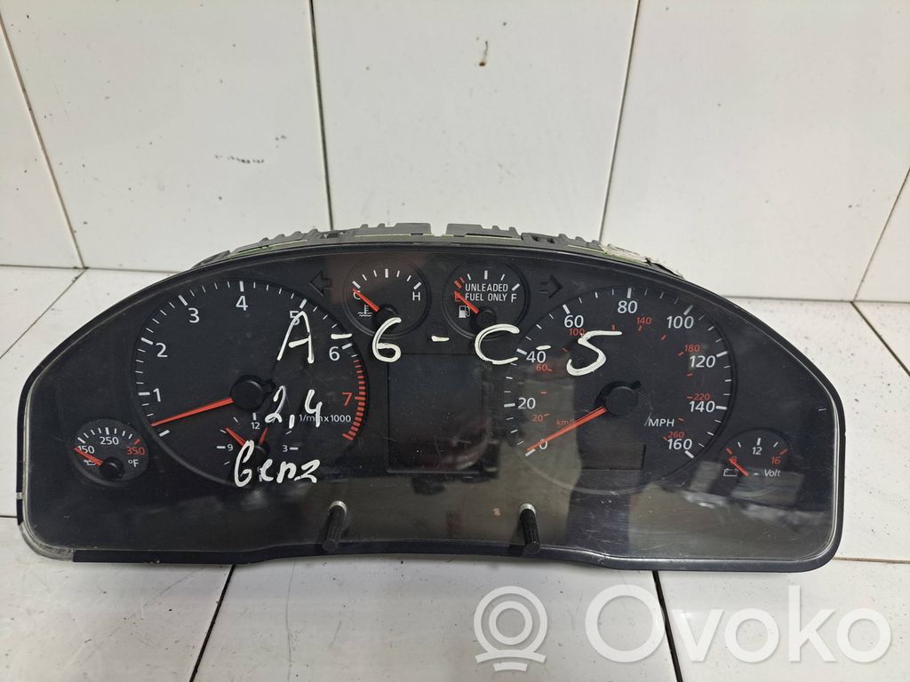Audi A6 S6 C5 4B Licznik / Prędkościomierz 