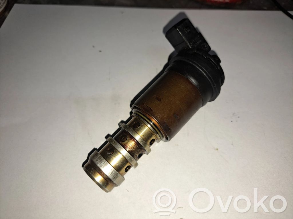 BMW 7 E65 E66 Camshaft vanos timing valve 