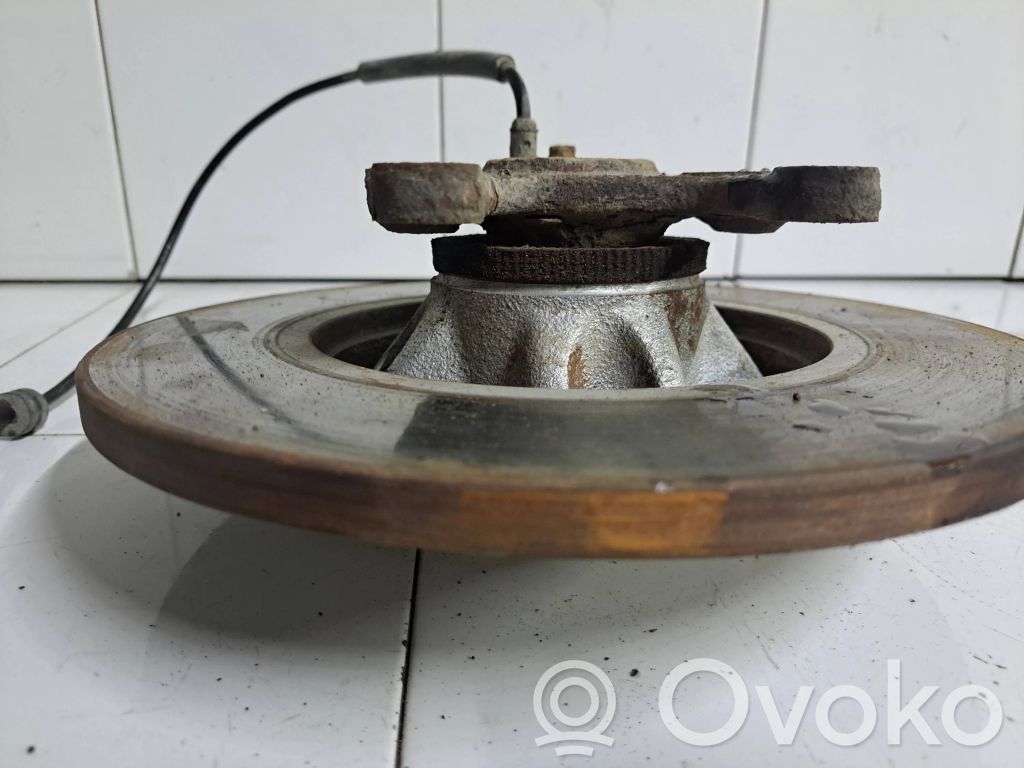 Cubo de rueda trasera