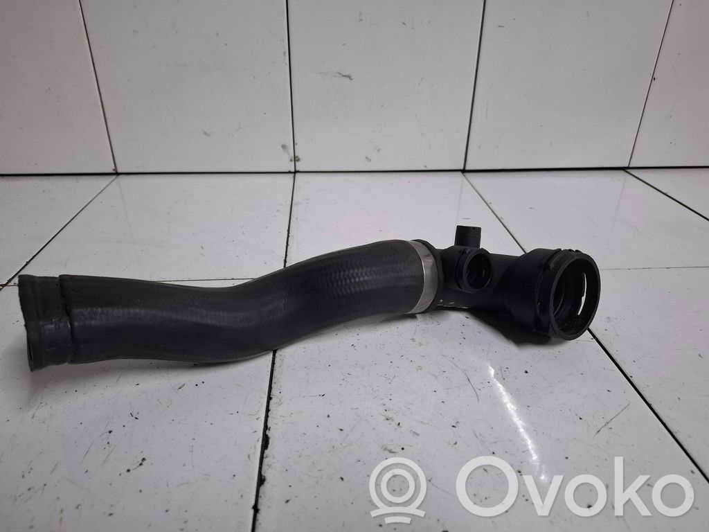 Engine coolant pipe/hose   1436371
