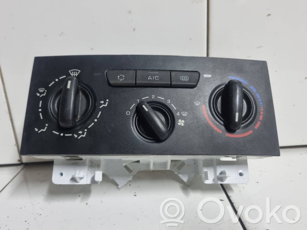 Toyota Proace Climate control unit 