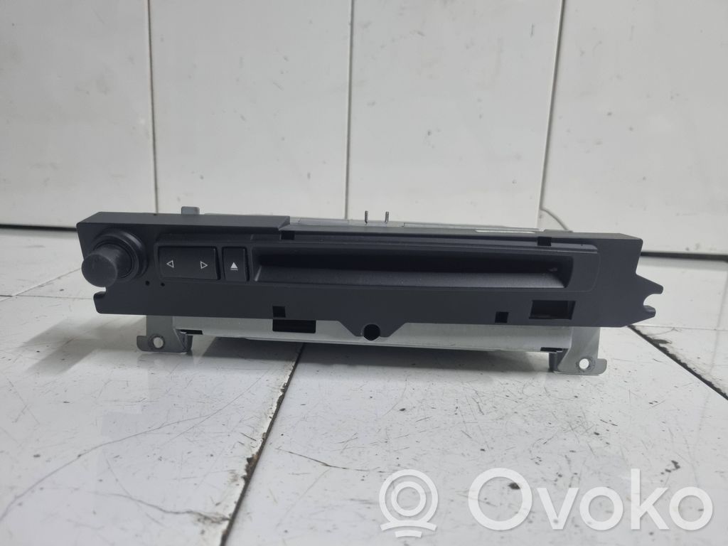 Radio / CD-Player / DVD-Player / Navigation   9131710,051086802,77562209,7552A0077562209