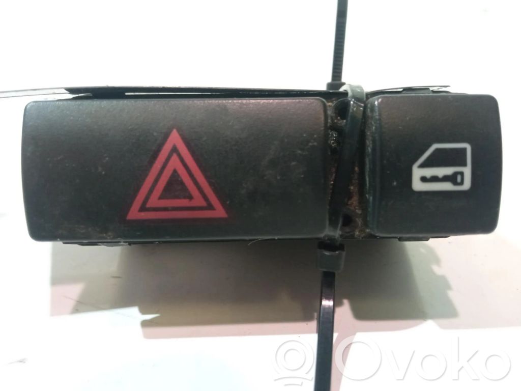 Schalter Warnblinkanlage   2803