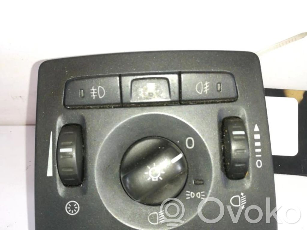 Lichtschalter   30739300