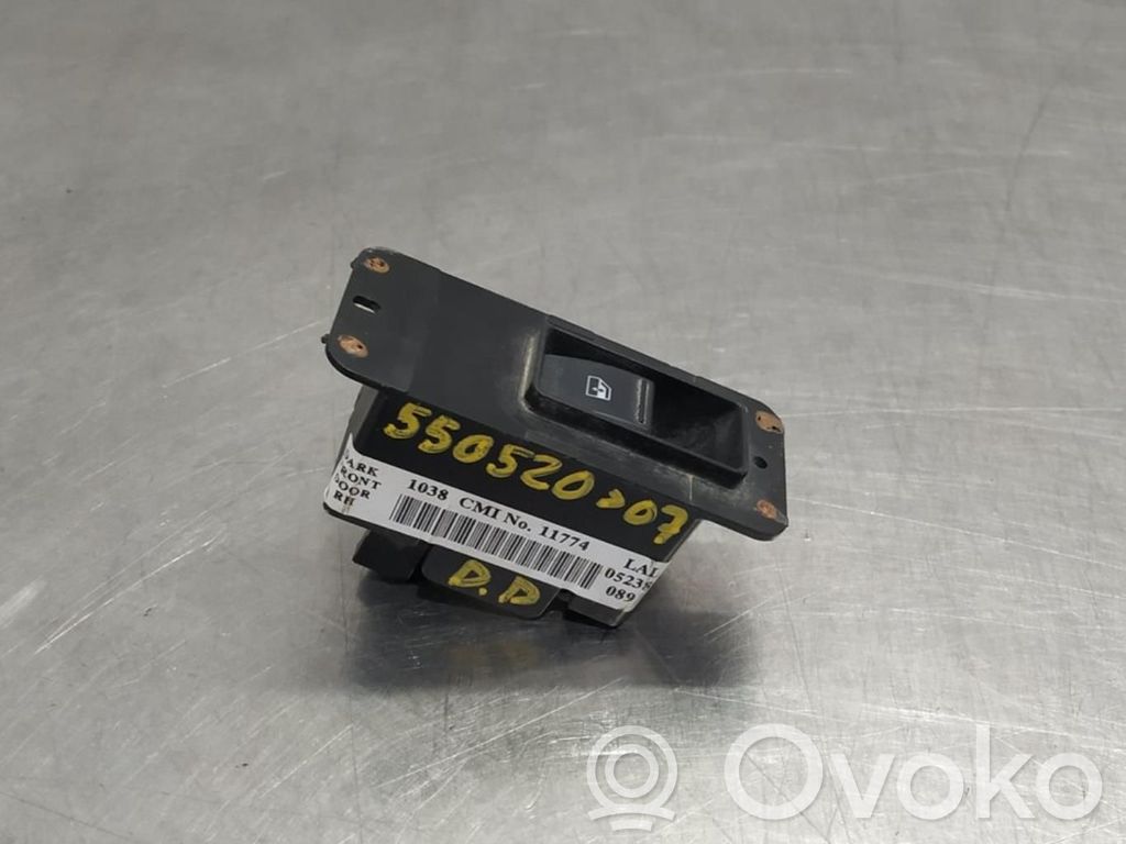 Electric window control switch   25746449