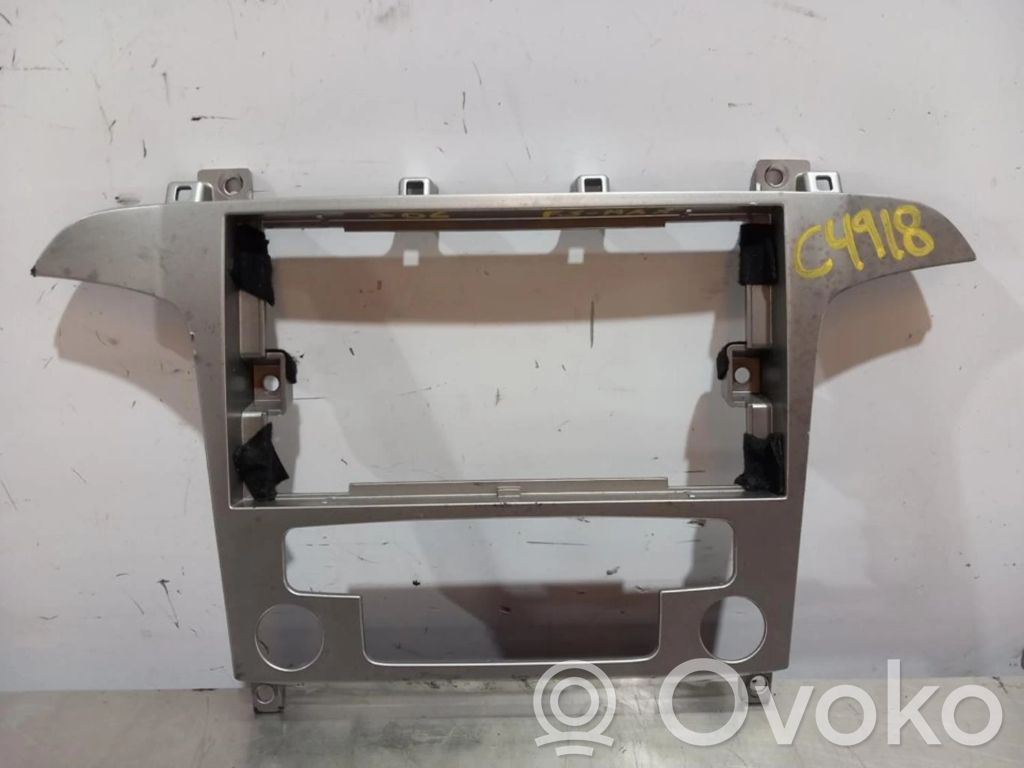 Consola central   6M2118522B