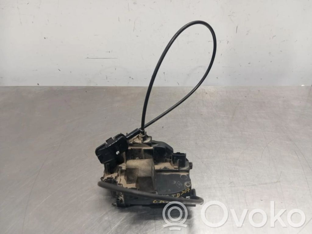 Renault Clio III Galinių durų spyna 