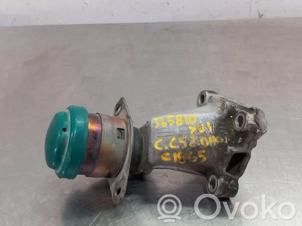 Citroen C5 Engine mount bracket 