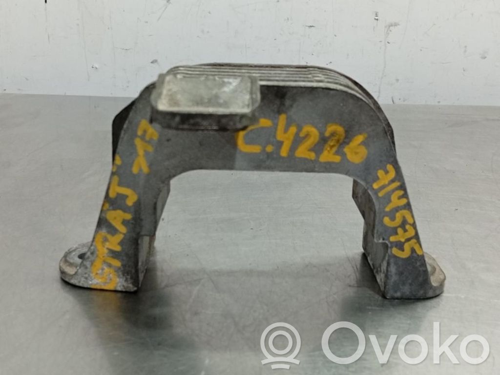 Engine mount bracket   V06468