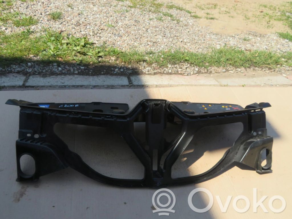 Renault Captur Rejilla superior del radiador del parachoques delantero 