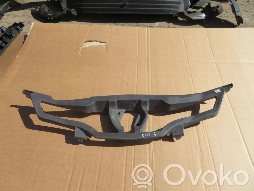 Renault Clio IV Front grill 