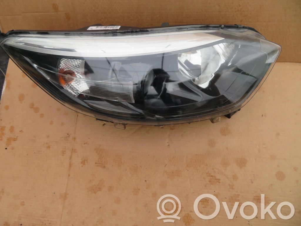 Renault Captur Scheinwerfer 
