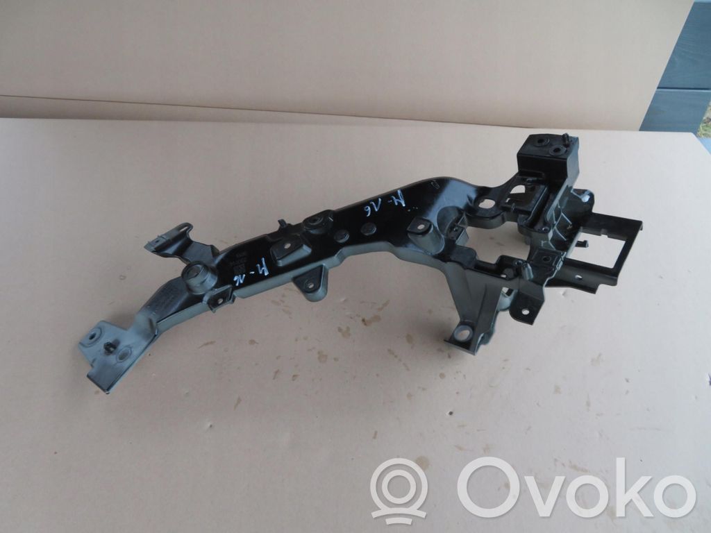 Polestar 2 Engine bonnet/hood lock trim molding 