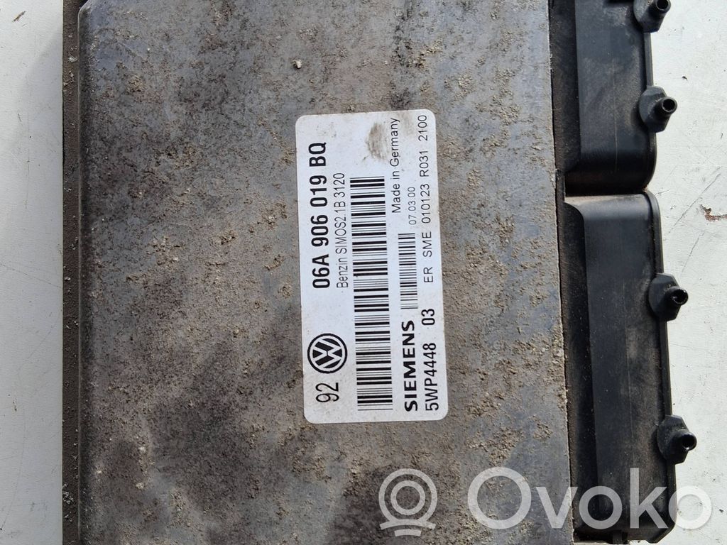 Engine control unit/module   06A906019BQ,5WP44480,SM0S21B3120
