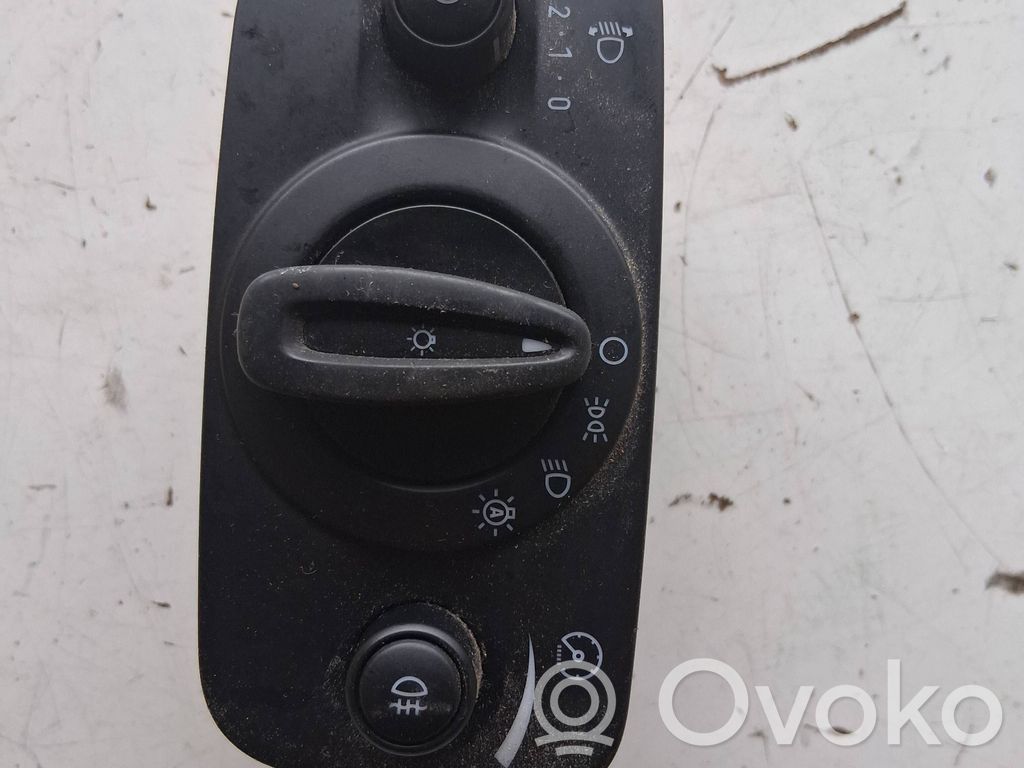 Ford C-MAX II Light switch 