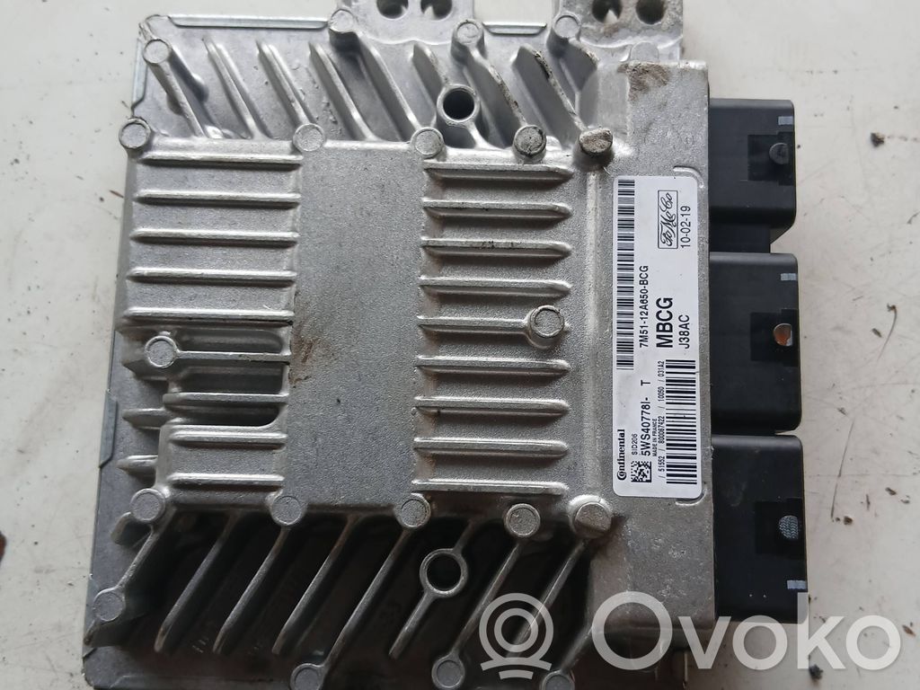 Ford Focus Engine control unit/module 