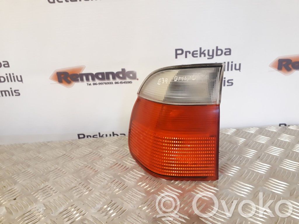 Rear/tail lights   2496321