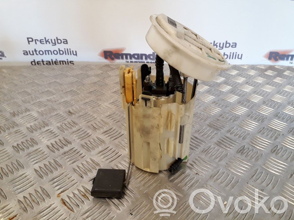 Mercedes-Benz E W211 Bomba interna de combustible 