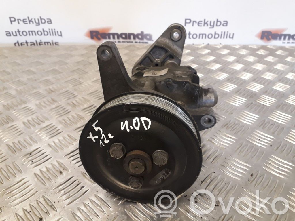 BMW X5 E70 Power steering pump 