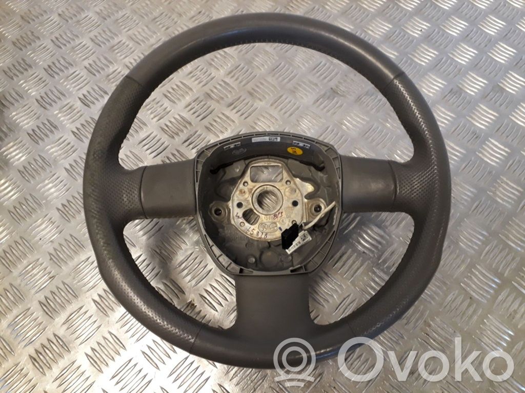 Audi A4 S4 B7 8E 8H Ohjauspyörä 