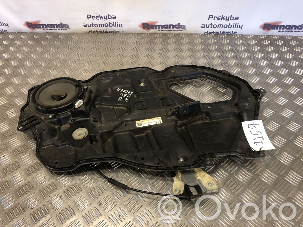 Mazda 2 Front door manual window regulator 