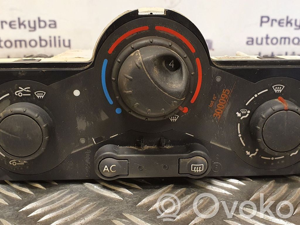 Renault Megane II Climate control unit 