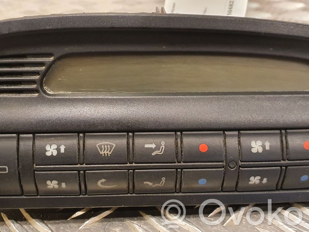 Climate control unit   7M0907040