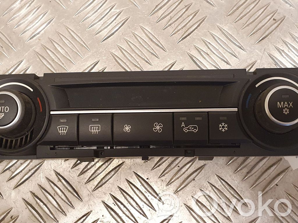 BMW X5 E70 Climate control unit 