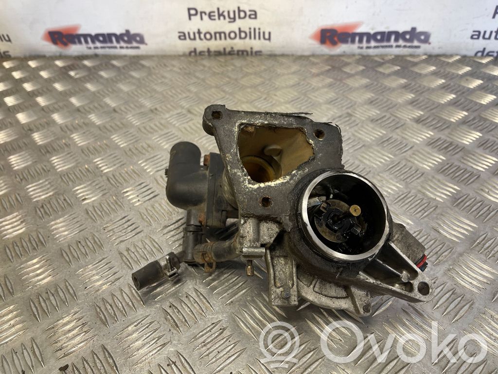 Ford Mondeo Mk III Bomba de vacío 