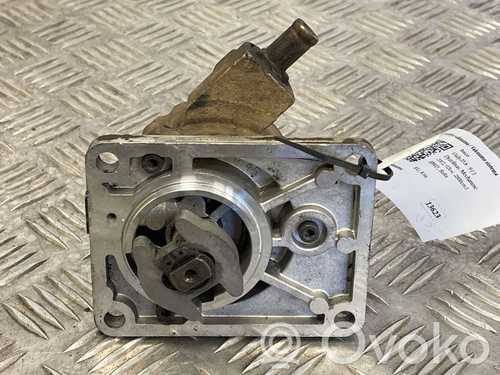 Vacuum pump   D151B,24040