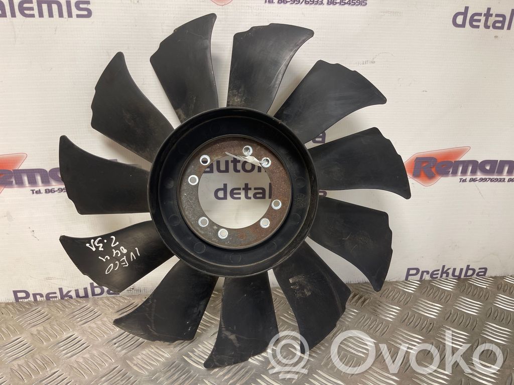 Iveco Daily 30.8 - 9 Impulsor de ventilador 