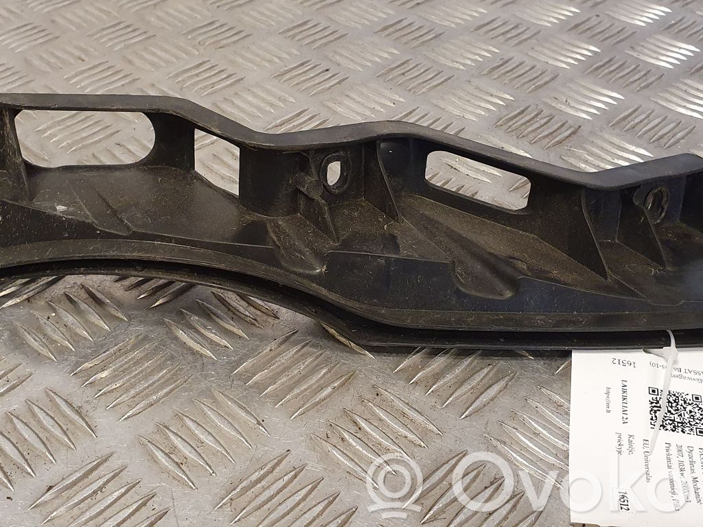 Volkswagen PASSAT B6 Front bumper mounting bracket 