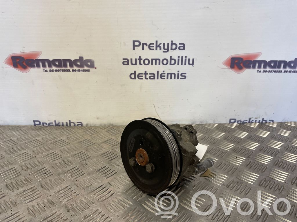 BMW 3 E90 E91 Power steering pump 
