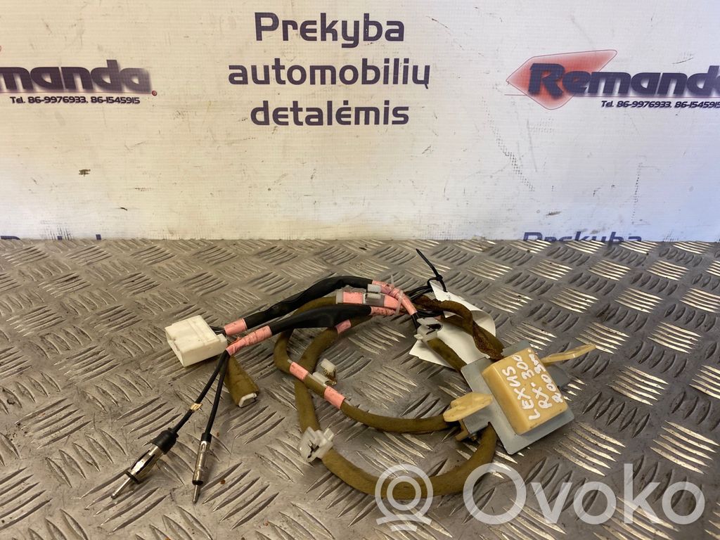 Lexus RX 300 GPS-pystyantenni 