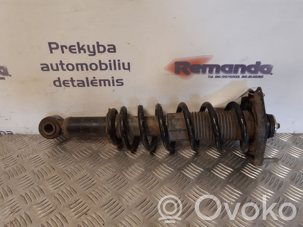 Toyota Corolla E120 E130 Priekšpusē amortizators 