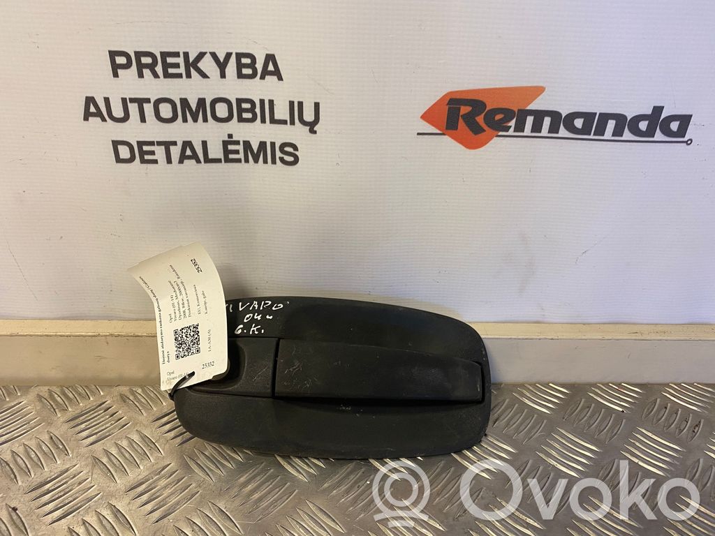 Opel Vivaro Manecilla externa puerta trasera 