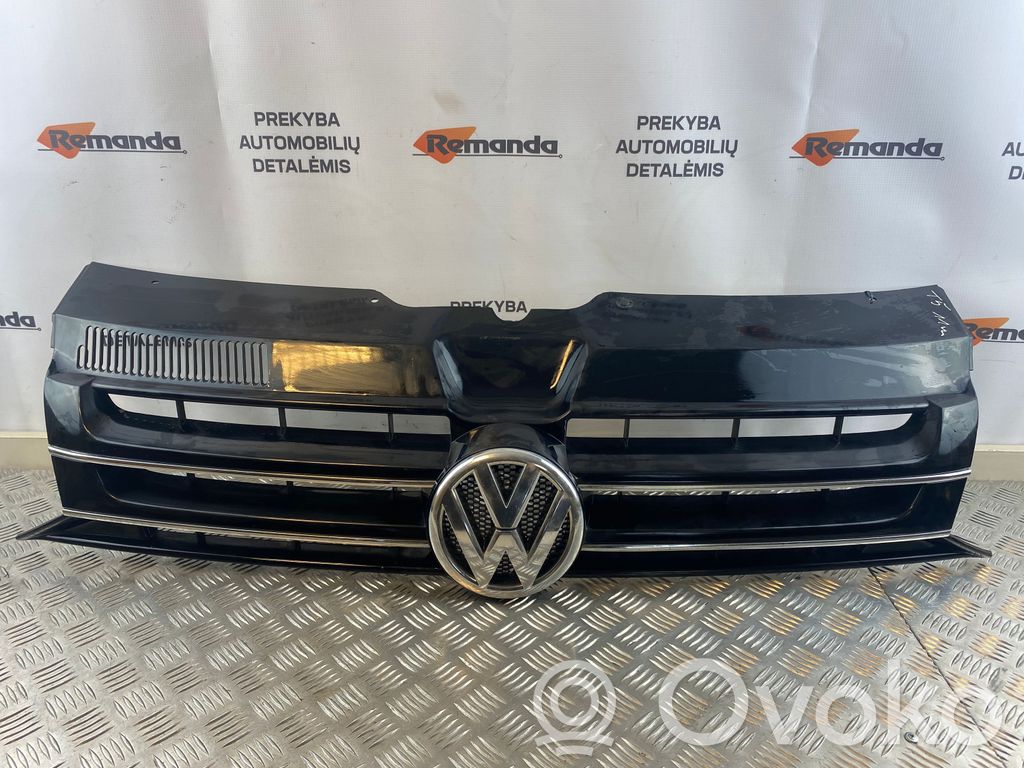 Volkswagen Transporter - Caravelle T5 Etupuskurin ylempi jäähdytinsäleikkö 