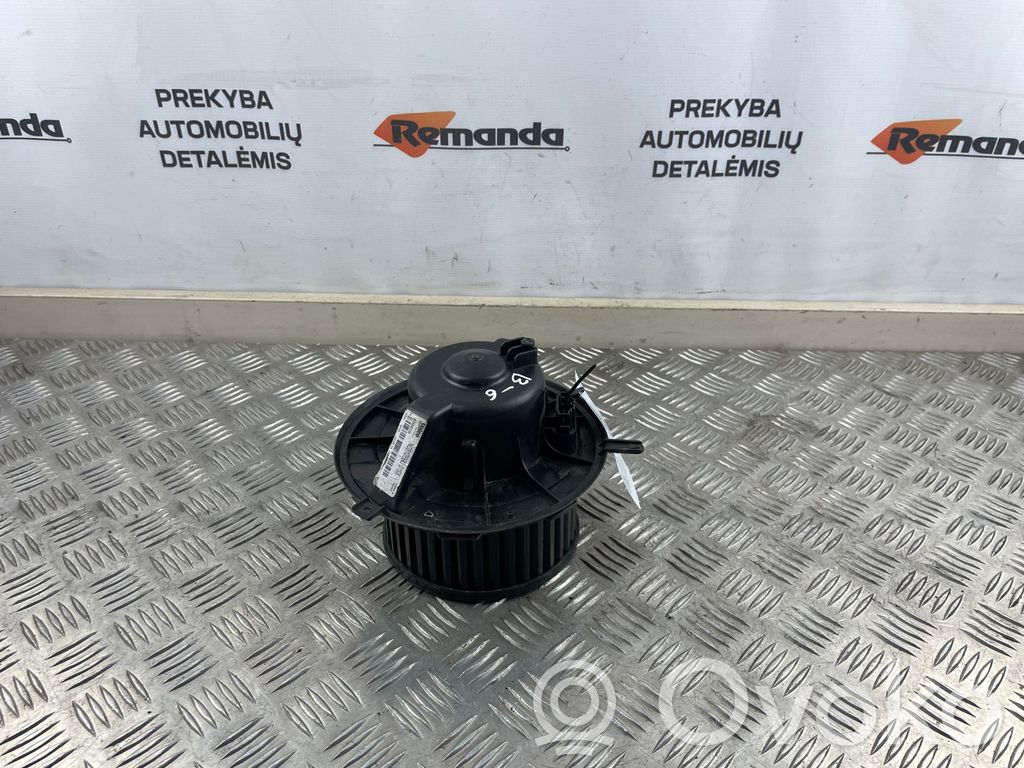 Volkswagen PASSAT B6 Mazā radiatora ventilators 