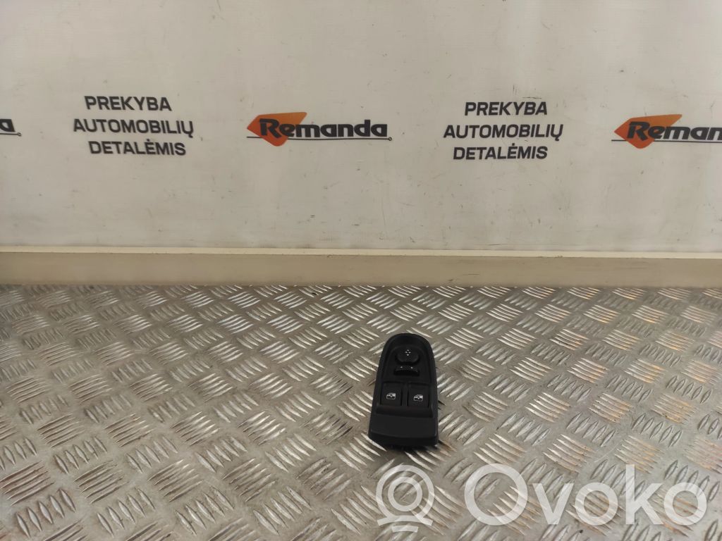 Iveco Daily 5th gen Electric window control switch 