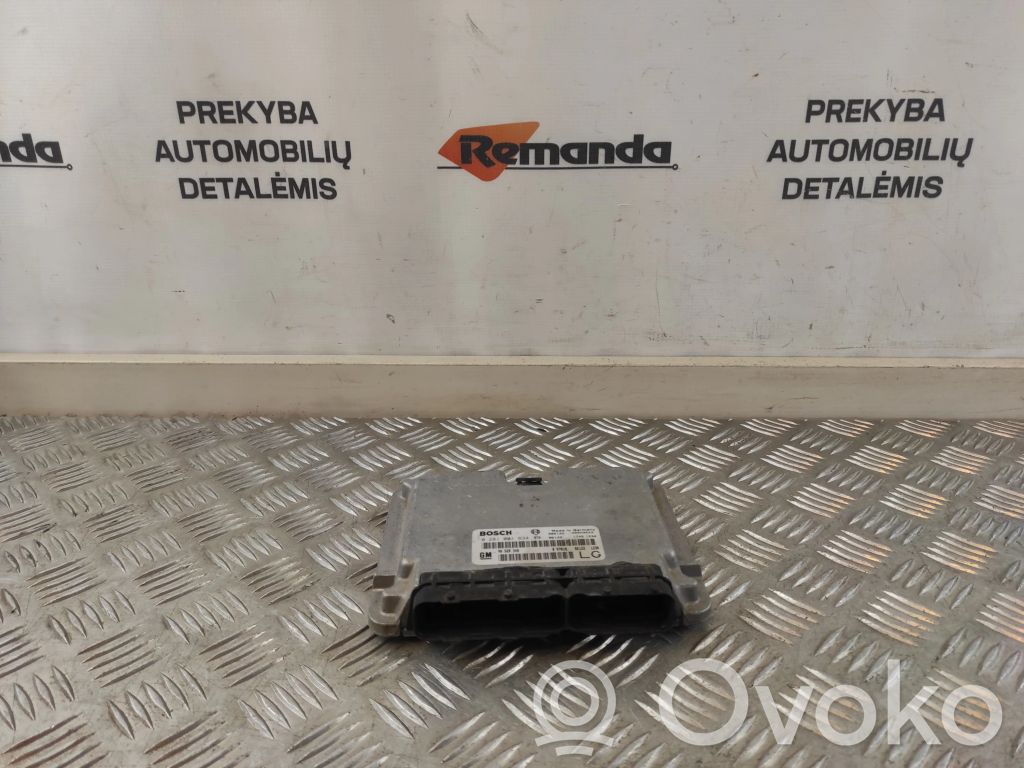 Opel Astra J Engine control unit/module 