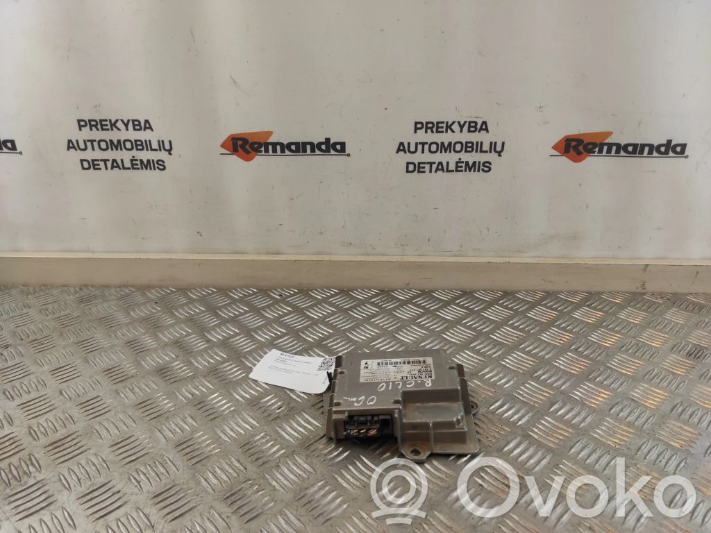 Renault Clio III Airbag control unit/module 