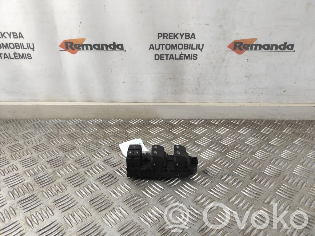 Toyota Prius Prime Electric window control switch 