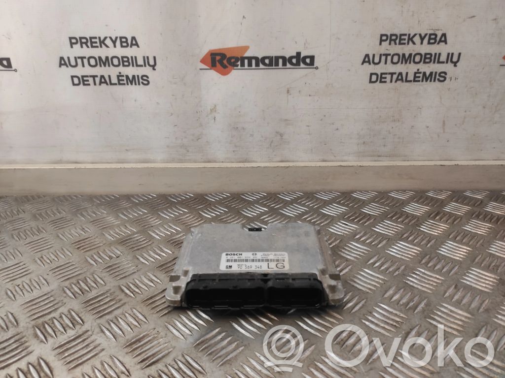 Opel Astra J Engine control unit/module 
