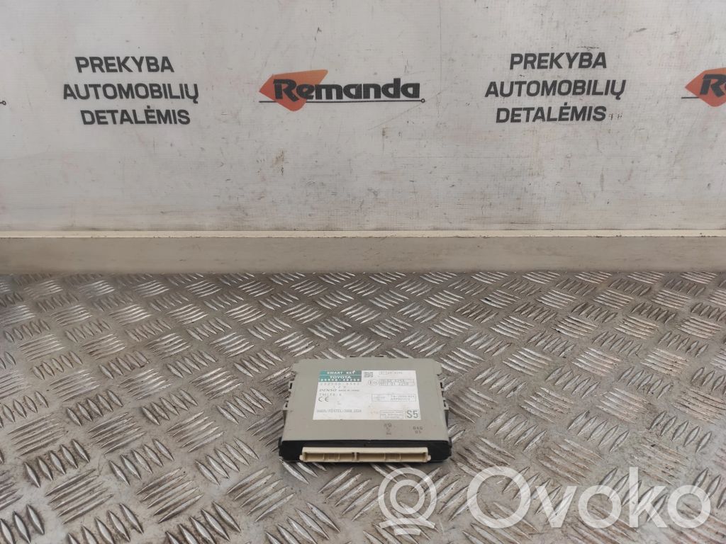 Lexus RX 450H Moduł / Sterownik systemu uruchamiania bezkluczykowego 