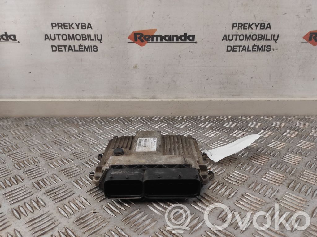Suzuki Ignis Engine control unit/module 