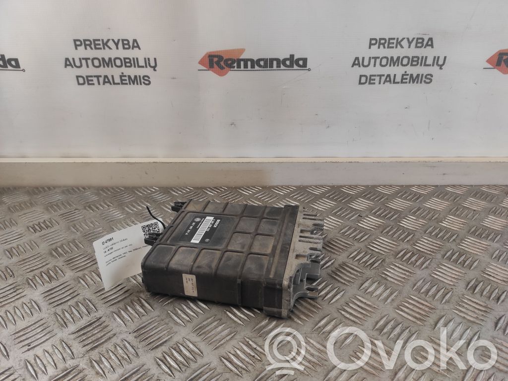 Engine control unit/module   0261200752,357907311A